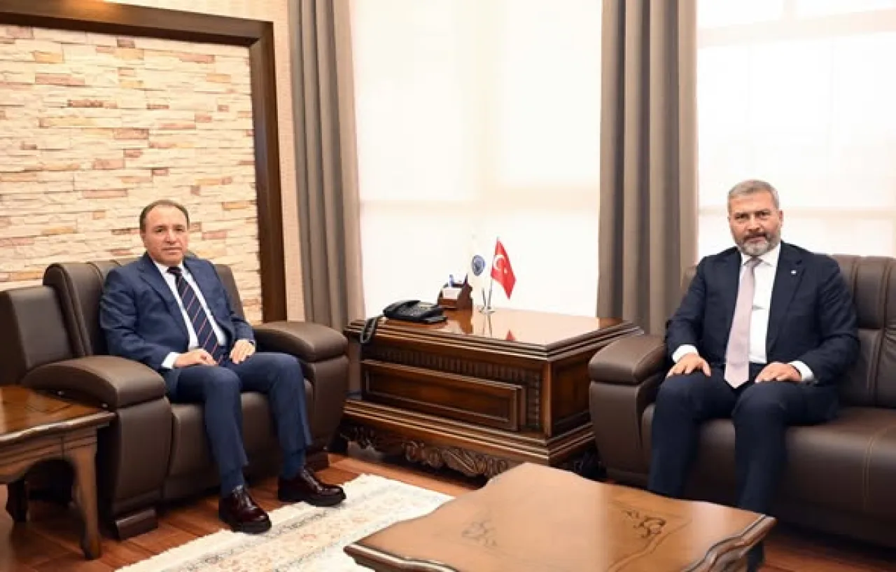 Afyon Kocatepe Üniversitesi ile Anadolu Üniversitesi Arasında İş Birliği Görüşmeleri